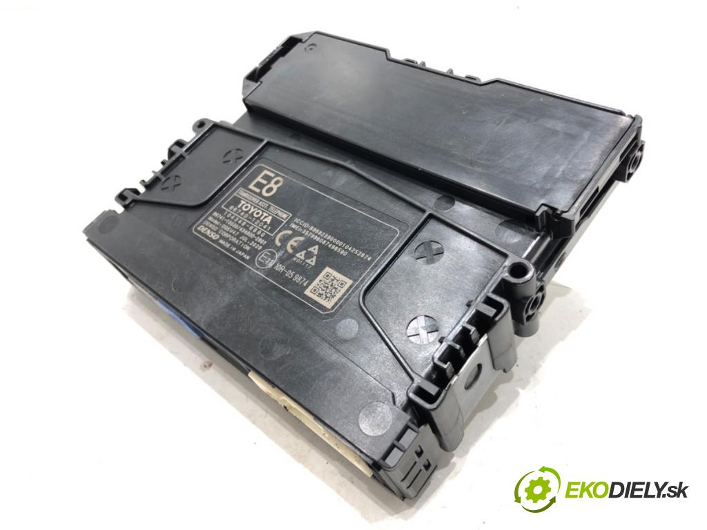 TOYOTA COROLLA sedan (_E21_) 2019 - 2022    1.8 VVTi Hybrid (ZWE211, MZEA12) 72 kW [98 KM] Hybryda silnik benzynowy / elektryczny 2019 - 2022  Modul telefónu 86740 12041 (Ostatné)