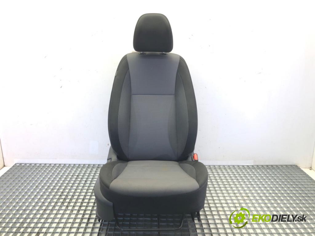 HYUNDAI i20 II (GB, IB) 2014 - 2022    1.2 62 kW [84 KM] benzyna 2014 - 2022  Sedadlo pravy predný 