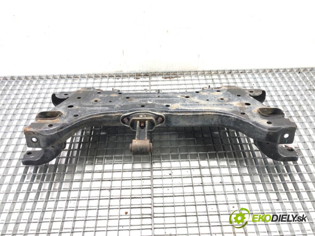 HYUNDAI i20 II (GB, IB) 2014 - 2022    1.2 62 kW [84 KM] benzyna 2014 - 2022  výztuha pod motor  (Výztuhy přední)