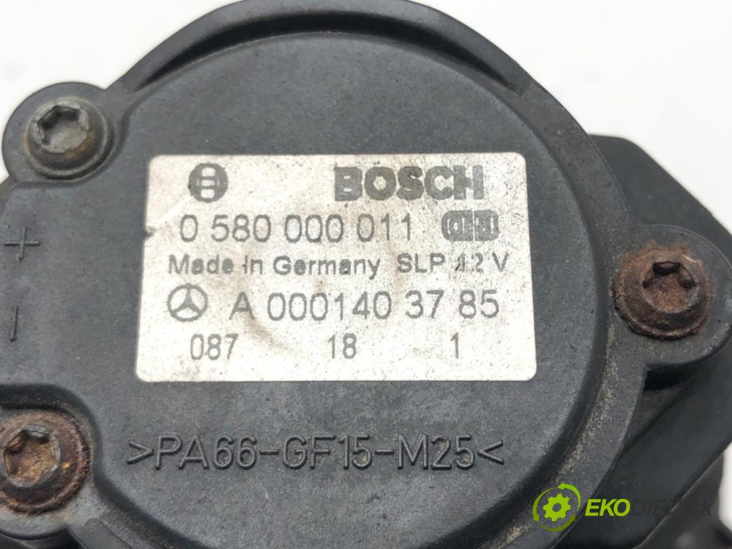 MERCEDES-BENZ KLASA C (W203) 2000 - 2007    C 240 (203.061) 125 kW [170 KM] benzyna 2000 - 2007  Pumpa vzduchu sekundárneho A0001403785 (Ostatné)