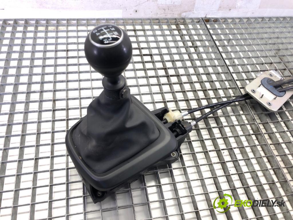 FIAT TIPO sedan (356_) 2015 - 2022    1.4 (356SXA1B) 70 kW [95 KM] benzyna 2015 - 2022  Kulisa 50296377 (Rýchlostné páky / kulisy)