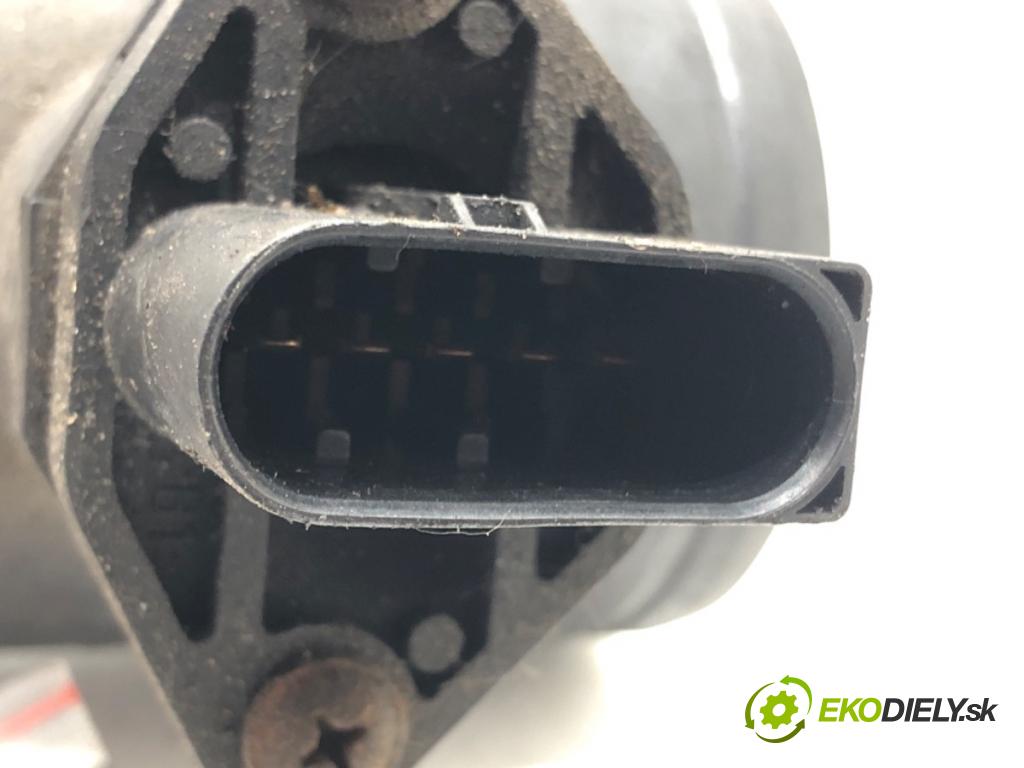 AUDI A6 C5 Avant (4B5) 1997 - 2005    1.9 TDI 85 kW [115 KM] olej napędowy 2000 - 2005  Váha vzduchu 0281002216 (Váhy vzduchu)