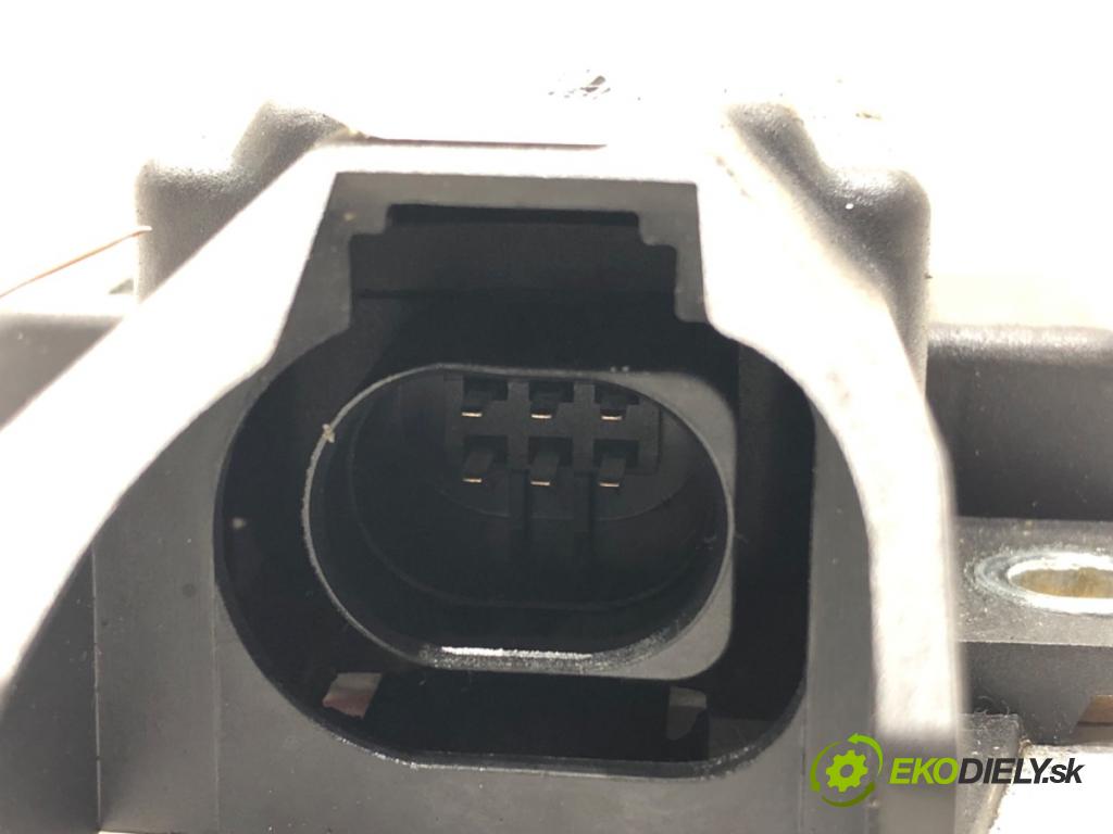 AUDI A6 C5 Avant (4B5) 1997 - 2005    1.9 TDI 85 kW [115 KM] olej napędowy 2000 - 2005  Modul ESP 4B0907637A (Ostatné)