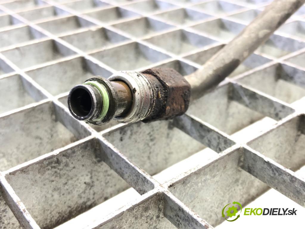 VOLVO S60 I (384) 2000 - 2010    2.4 125 kW [170 KM] benzyna 2000 - 2010  hadica servočerpadlo  (Rúrky, hadice servočerpadla)