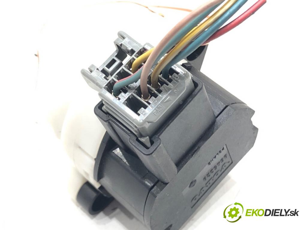 VOLVO S60 I (384) 2000 - 2010    2.4 125 kW [170 KM] benzyna 2000 - 2010  Kocka, vložka spínacej skrinky 8645228 (Spínacie skrinky a kľúče)