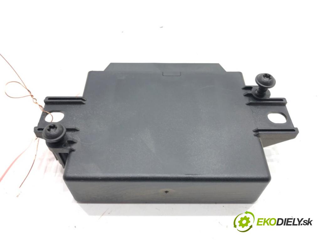 RENAULT LAGUNA III (BT0/1) 2007 - 2015    2.0 dCi (BT01, BT08, BT09, BT0E, BT0K, BT12, BT1C, BT1D,... 110 kW [150 KM] olej napędowy 2007 - 20  Modul PDC 259900079R (Ostatné)