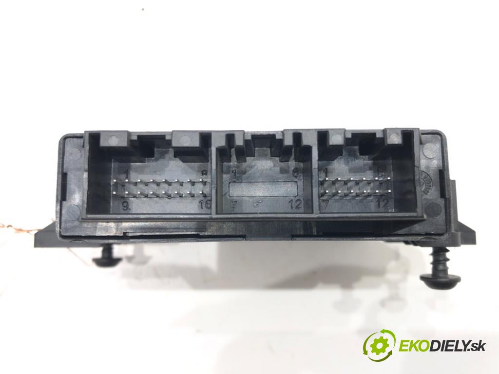 RENAULT LAGUNA III (BT0/1) 2007 - 2015    2.0 dCi (BT01, BT08, BT09, BT0E, BT0K, BT12, BT1C, BT1D,... 110 kW [150 KM] olej napędowy 2007 - 20  Modul PDC 259900079R (Ostatné)