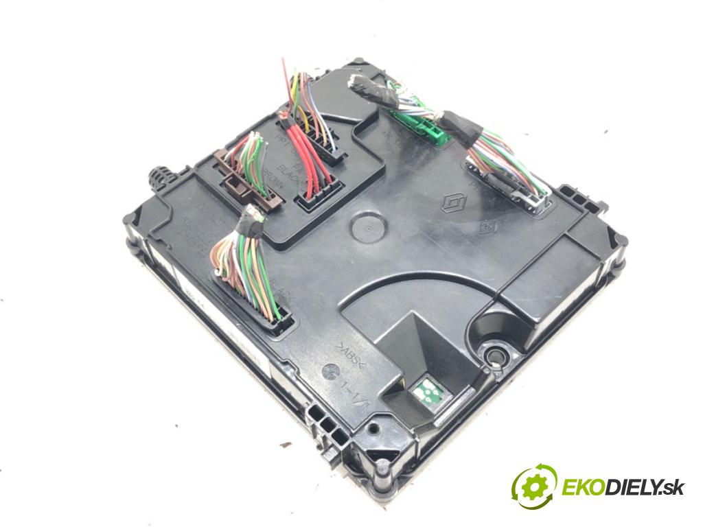 RENAULT LAGUNA III (BT0/1) 2007 - 2015    2.0 dCi (BT01, BT08, BT09, BT0E, BT0K, BT12, BT1C, BT1D,... 110 kW [150 KM] olej napędowy 2007 - 20  Modul BCM 284B12402R (Ostatné)