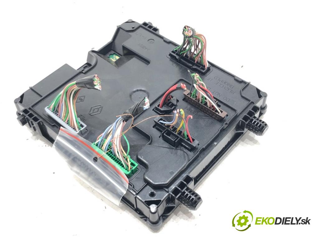 RENAULT LAGUNA III (BT0/1) 2007 - 2015    2.0 dCi (BT01, BT08, BT09, BT0E, BT0K, BT12, BT1C, BT1D,... 110 kW [150 KM] olej napędowy 2007 - 20  Modul BCM 284B12402R (Ostatné)