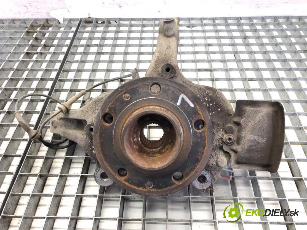 RENAULT LAGUNA III (BT0/1) 2007 - 2015    2.0 dCi (BT01, BT08, BT09, BT0E, BT0K, BT12, BT1C, BT1D,... 110 kW [150 KM] olej napędowy 2007 - 20  náboj ľavy predný 