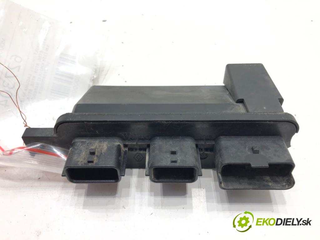 RENAULT LAGUNA III (BT0/1) 2007 - 2015    2.0 dCi (BT01, BT08, BT09, BT0E, BT0K, BT12, BT1C, BT1D,... 110 kW [150 KM] olej napędowy 2007 - 20  Modul Riadiaca jednotka svetiel 285800001R (Ostatné)