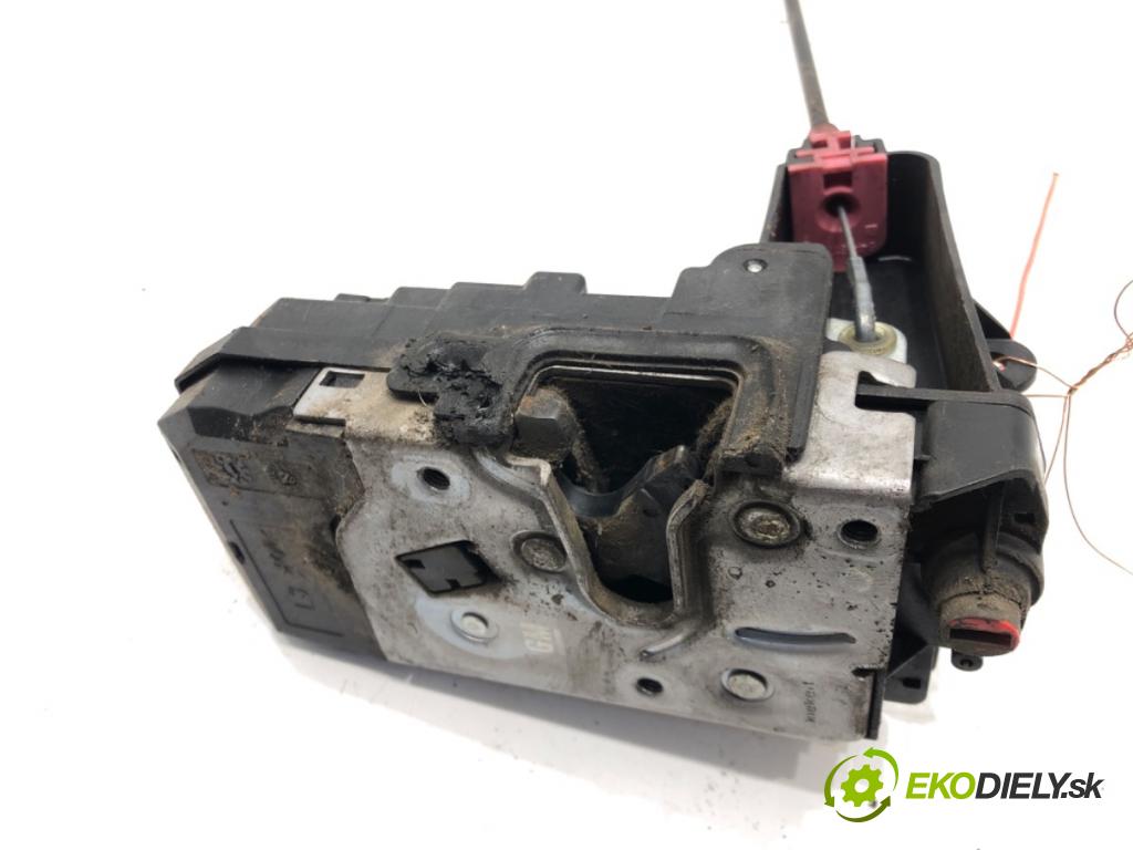 OPEL ASTRA H Kombi (A04) 2004 - 2014    1.4 (L35) 66 kW [90 KM] benzyna 2004 - 2010  zámok dveře levý zadní část 13128115