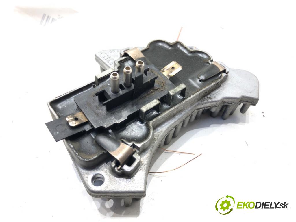 MERCEDES-BENZ KLASA E (W210) 1995 - 2003    E 200 (210.035) 100 kW [136 KM] benzyna 1995 - 2000  Odpor, rezistor kúrenia vzduchu 2108206210 (Odpory (rezistory) kúrenia)