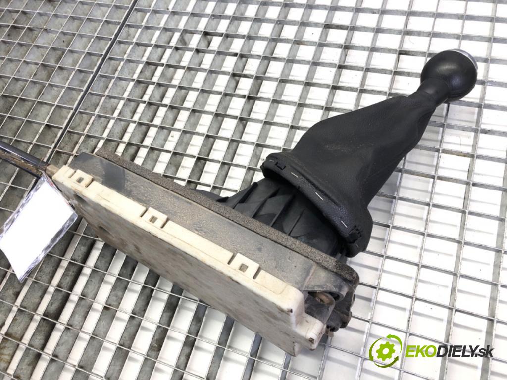 MINI MINI COUNTRYMAN (R60) 2010 - 2016    Cooper D 82 kW [112 KM] olej napędowy 2010 - 2016  Kulisa  (Rýchlostné páky / kulisy)