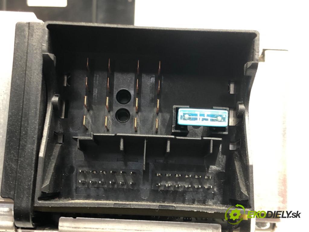 MINI MINI COUNTRYMAN (R60) 2010 - 2016    Cooper D 82 kW [112 KM] olej napędowy 2010 - 2016  RADIO Navigácia 3456590 (Audio zariadenia)