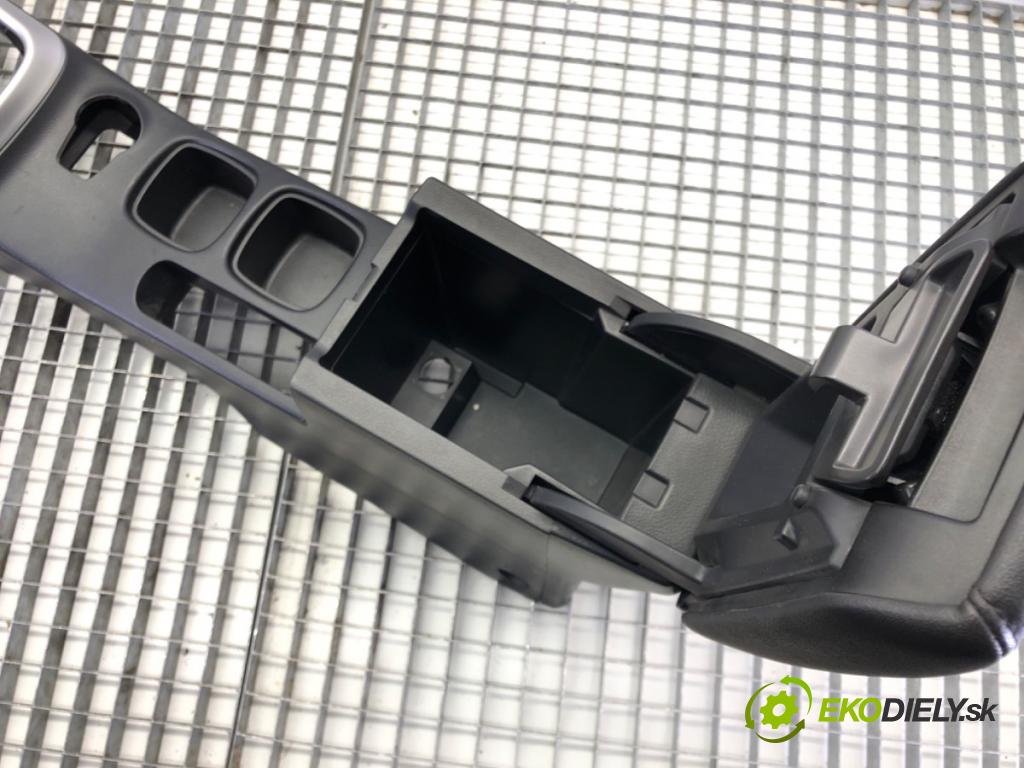 SUZUKI SX4 S-CROSS (JY) 2013 - 2022    1.6 AllGrip (AKK 416) 88 kW [120 KM] benzyna 2013 - 2022  Tunel stredový  (Stredový tunel / panel)