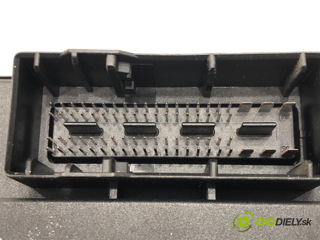 OPEL VECTRA C Kombi (Z02) 2003 - 2009    1.9 CDTI (F35) 110 kW [150 KM] olej napędowy 2004 - 2008  Modul svetiel 13168781 (Ostatné)