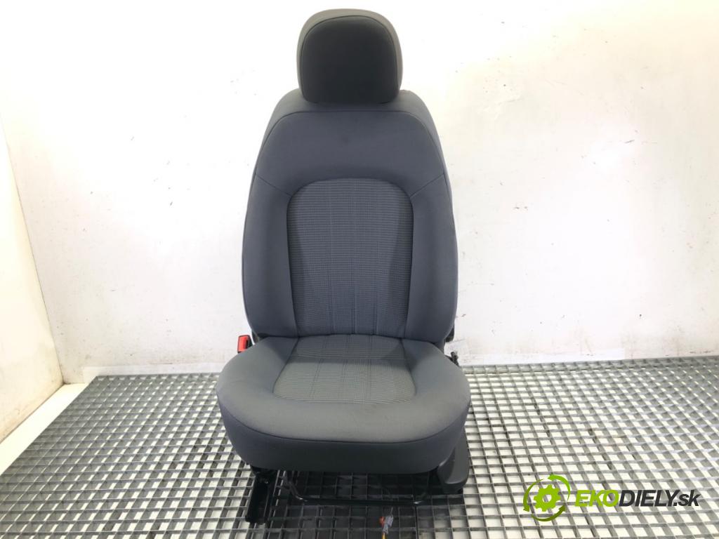 FIAT LINEA (323_, 110_) 2006 - 2022    1.4 57 kW [77 KM] benzyna 2007 - 2022  Sedadlo ľavy predný 
