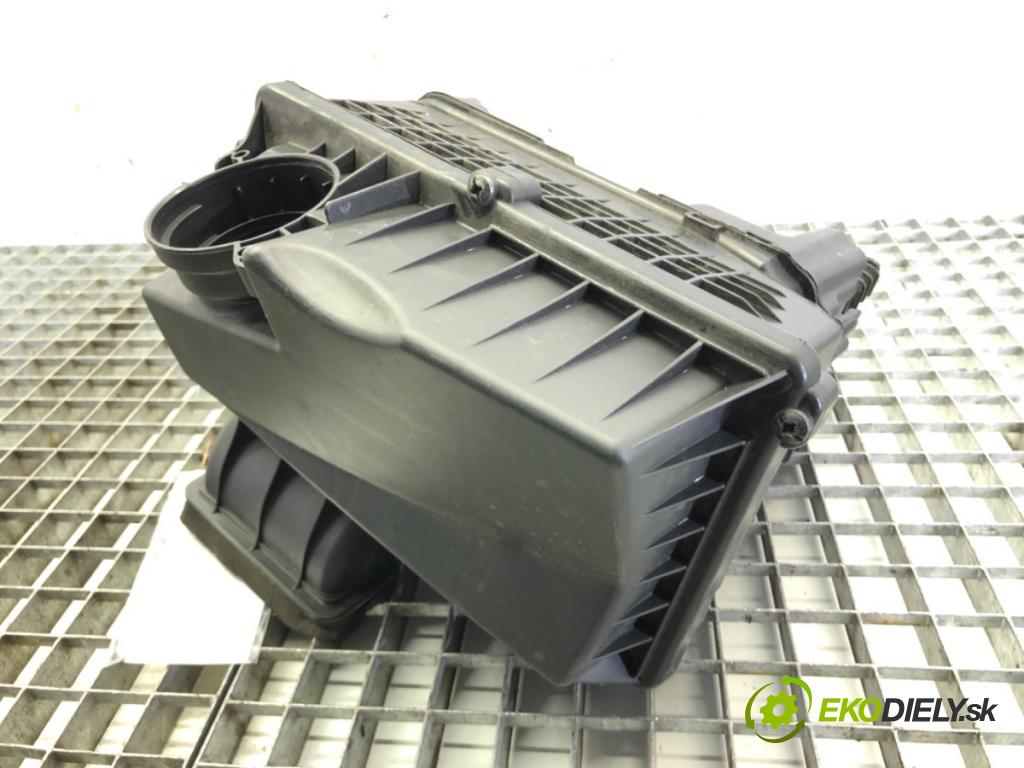 PEUGEOT 308 SW II (LC_, LJ_, LR_, LX_, L4_) 2014 - 2021    2.0 GT HDi 180 / BlueHDi 180 133 kW [181 KM] olej napędowy 2014 - 2021  obal filtra vzduchu  (Kryty filtrů)