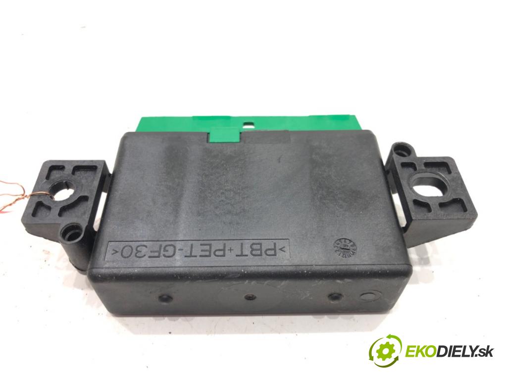 PEUGEOT 308 SW II (LC_, LJ_, LR_, LX_, L4_) 2014 - 2021    2.0 GT HDi 180 / BlueHDi 180 133 kW [181 KM] olej napędowy 2014 - 2021  Modul PDC 9800210580 (Ostatné)