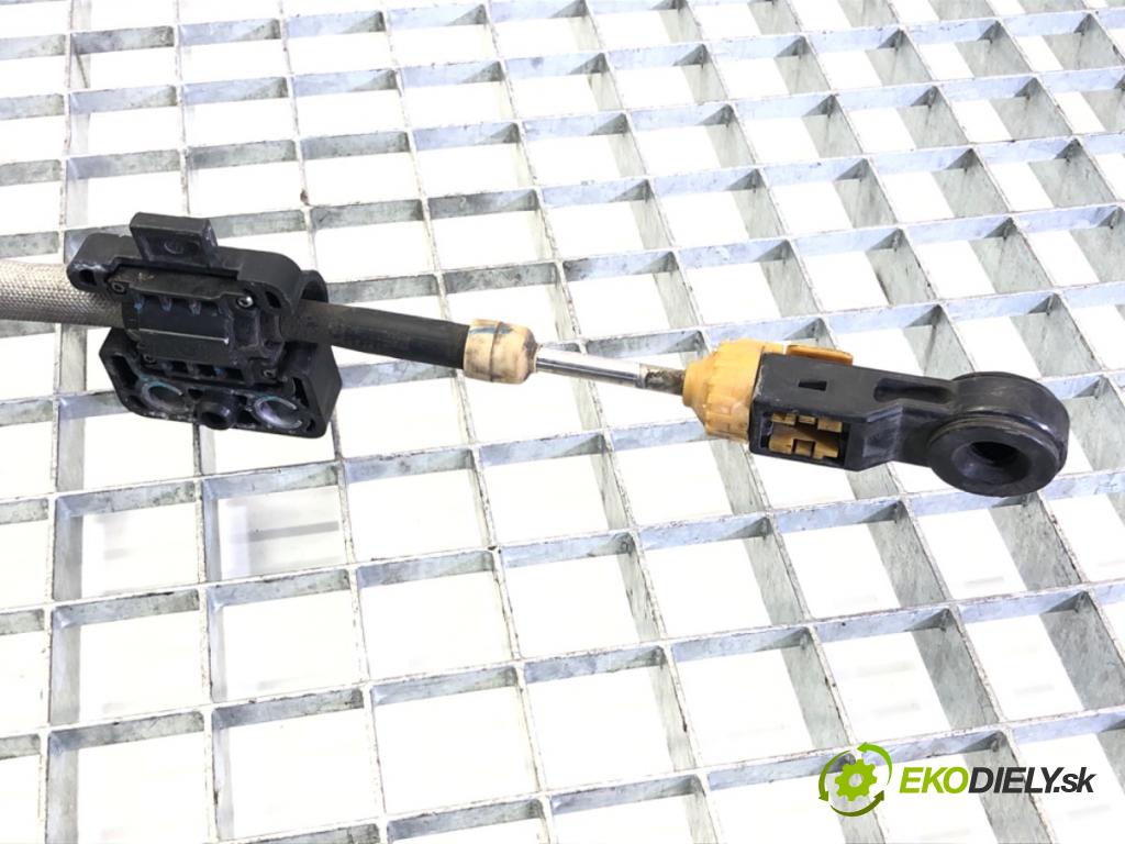 PEUGEOT 308 SW II (LC_, LJ_, LR_, LX_, L4_) 2014 - 2021    2.0 GT HDi 180 / BlueHDi 180 133 kW [181 KM] olej napędowy 2014 - 2021  Kulisa  (Rýchlostné páky / kulisy)