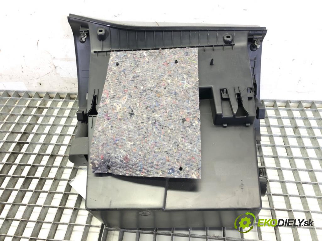 PEUGEOT 308 SW II (LC_, LJ_, LR_, LX_, L4_) 2014 - 2021    2.0 GT HDi 180 / BlueHDi 180 133 kW [181 KM] olej napędowy 2014 - 2021  Priehradka, kastlík spolujazdca  (Priehradky, kastlíky)