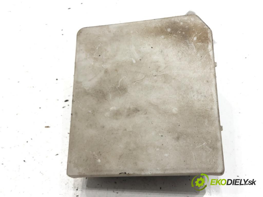 NISSAN MICRA III (K12) 2002 - 2010    1.2 16V 48 kW [65 KM] benzyna 2003 - 2010  modul BSI  (Pojistkové skříňky)