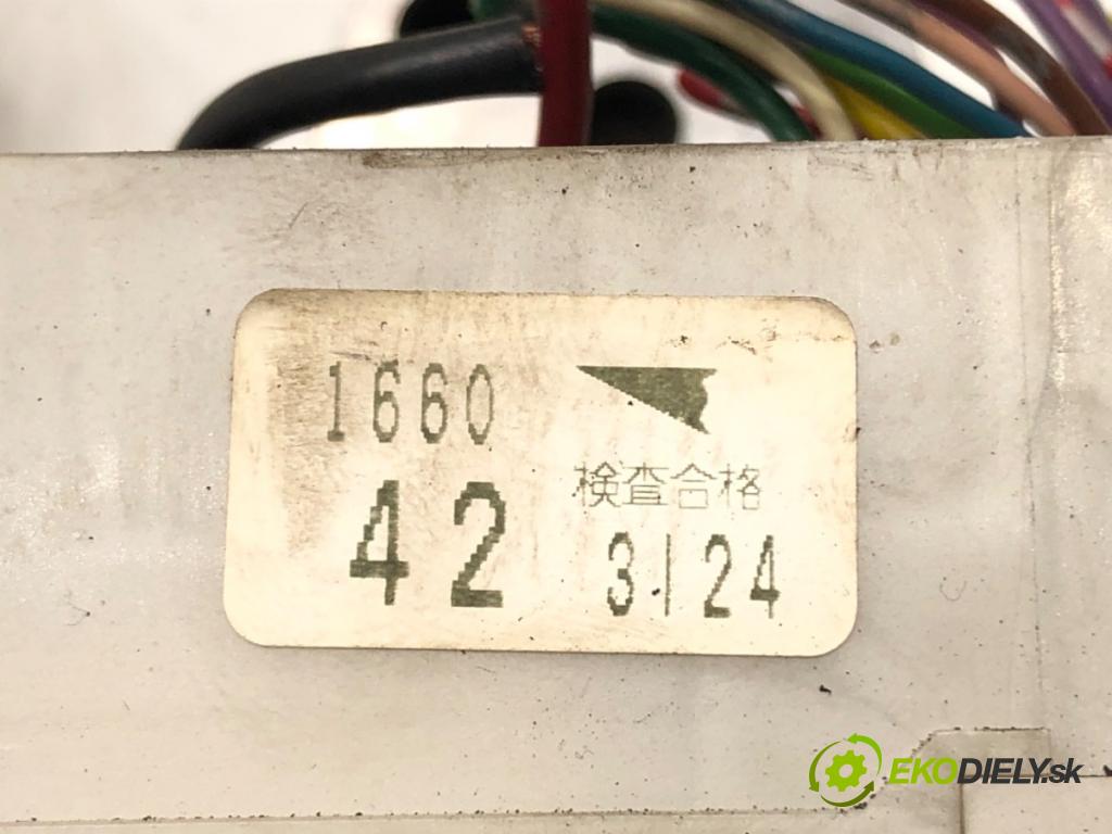 NISSAN MICRA III (K12) 2002 - 2010    1.2 16V 48 kW [65 KM] benzyna 2003 - 2010  modul BSI  (Pojistkové skříňky)