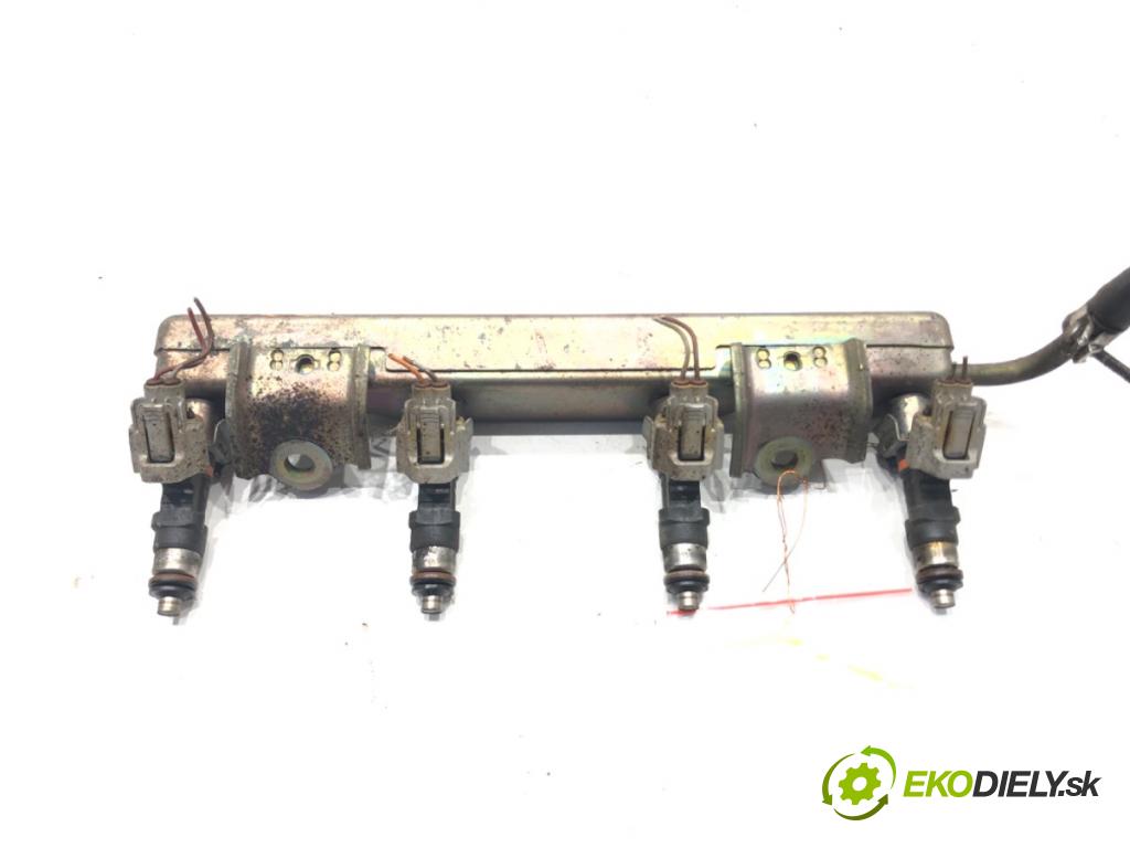 NISSAN MICRA III (K12) 2002 - 2010    1.2 16V 48 kW [65 KM] benzyna 2003 - 2010  Lišta vstrekovacia 280158013 (Vstrekovacie lišty)