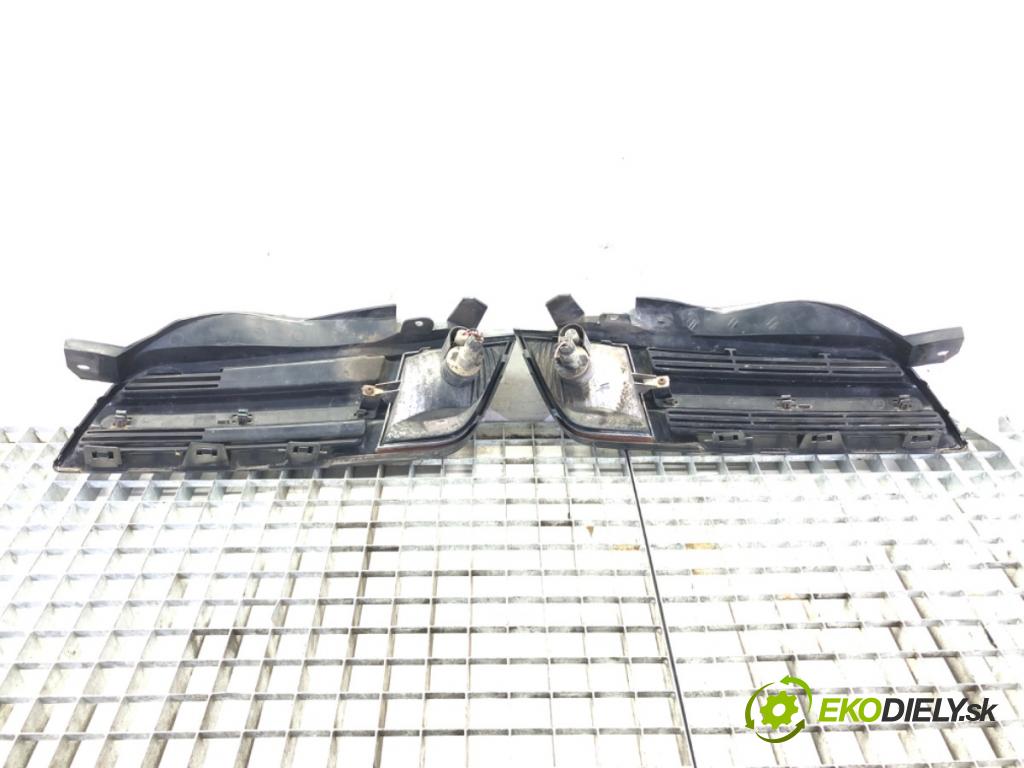 NISSAN MICRA III (K12) 2002 - 2010    1.2 16V 48 kW [65 KM] benzyna 2003 - 2010  mřížka maska  (Mřížky (masky) chladičů)