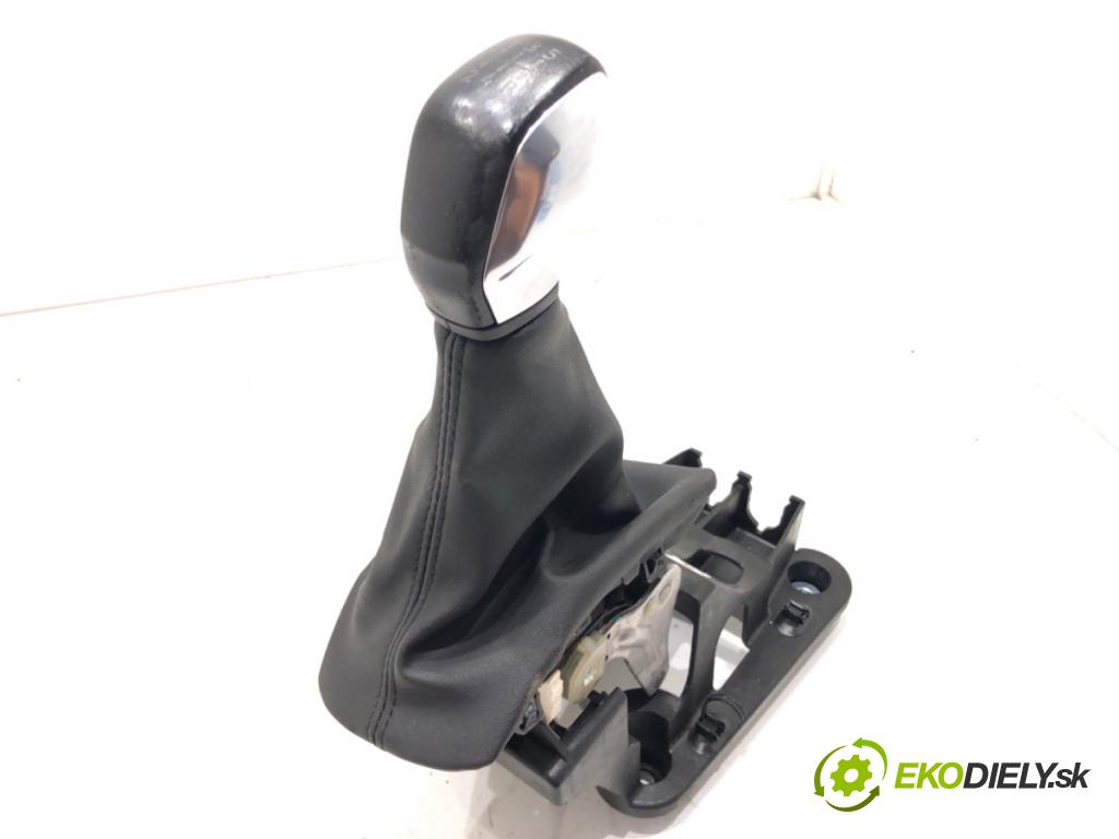 PEUGEOT 208 I (CA_, CC_) 2012 - 2022    1.2 VTI 82 60 kW [82 KM] benzyna 2012 - 2022  Kulisa 9808161480 (Rýchlostné páky / kulisy)