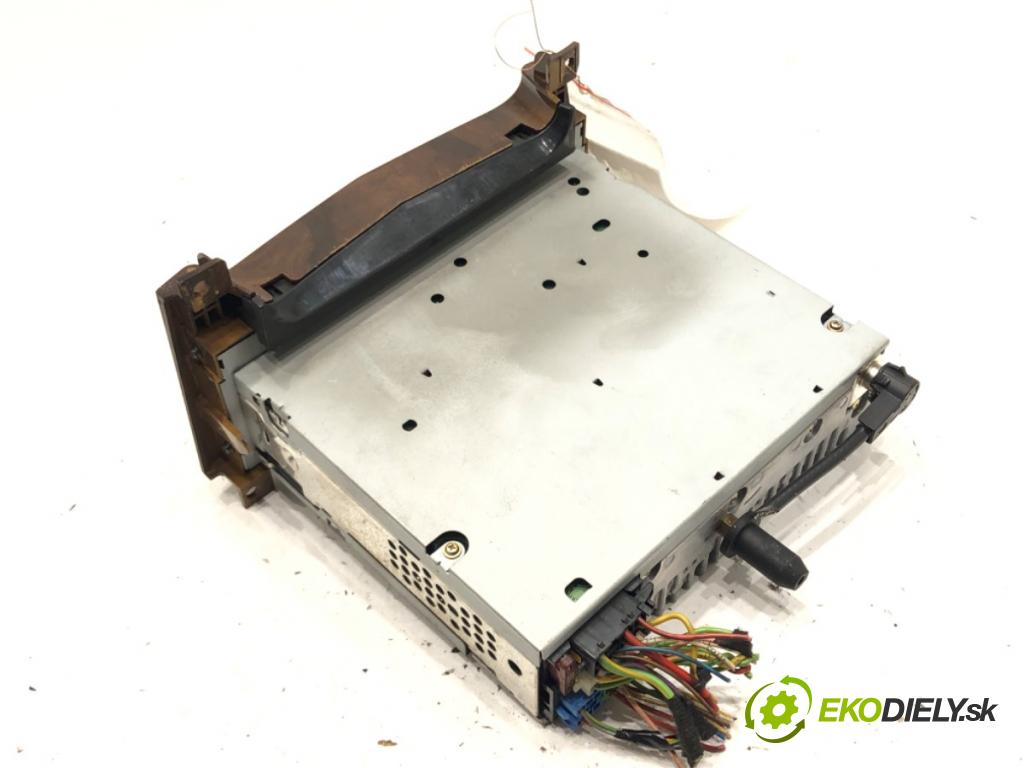 PEUGEOT 607 (9D, 9U) 2000 - 2022    2.2 HDi 98 kW [133 KM] olej napędowy 2000 - 2006  RADIO 96539358GV (Audio zariadenia)