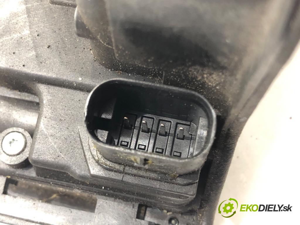 BMW X6 (F16, F86) 2014 - 2019    xDrive 30 d 190 kW [258 KM] olej napędowy 2014 - 2019  zámok dveře levý zadní část 7473147