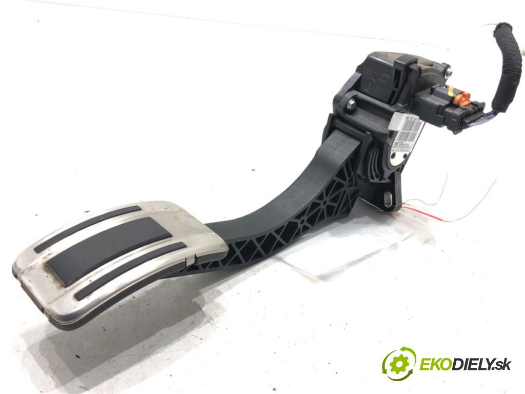 PEUGEOT 308 SW II (LC_, LJ_, LR_, LX_, L4_) 2014 - 2021    2.0 GT HDi 180 / BlueHDi 180 133 kW [181 KM] olej napędowy 2014 - 2021  Potenciometer plynu 9674829180 (Pedále)