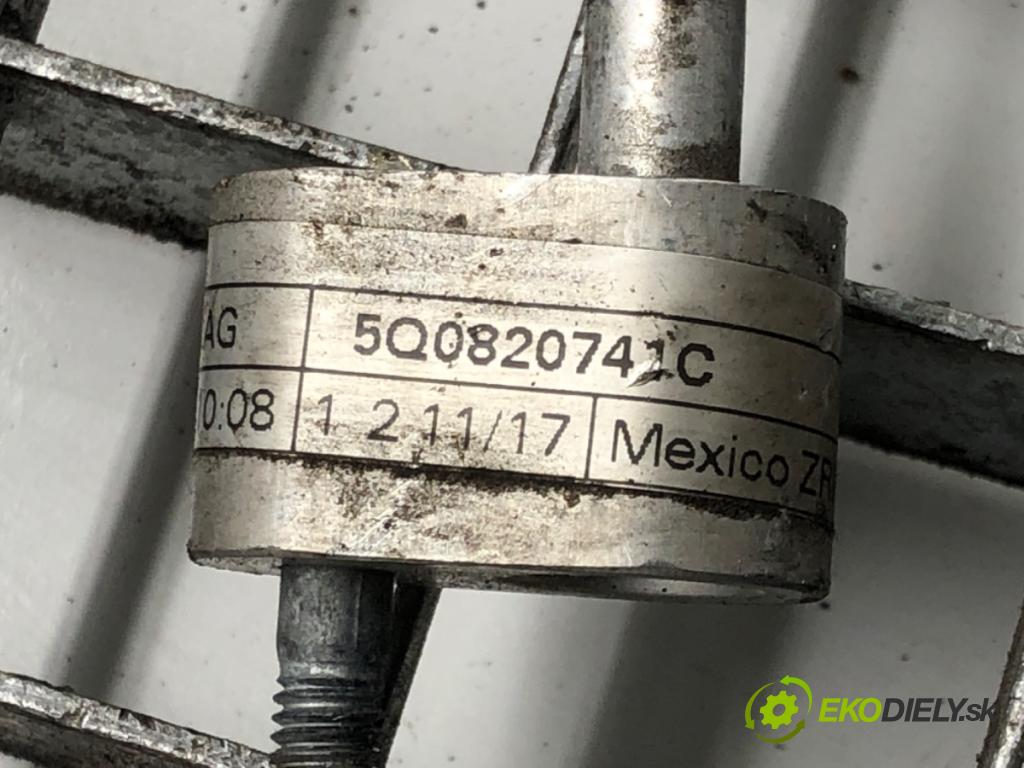 VW GOLF VII (5G1, BQ1, BE1, BE2) 2012 - 2022    1.8 TSI 125 kW [170 KM] benzyna 2013 - 2022  rúrka klimatizácie 5Q0820741C (Rúrky klimatizácie)