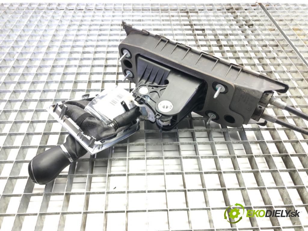 VW GOLF VII (5G1, BQ1, BE1, BE2) 2012 - 2022    1.8 TSI 125 kW [170 KM] benzyna 2013 - 2022  Kulisa 5QD711049B (Rýchlostné páky / kulisy)