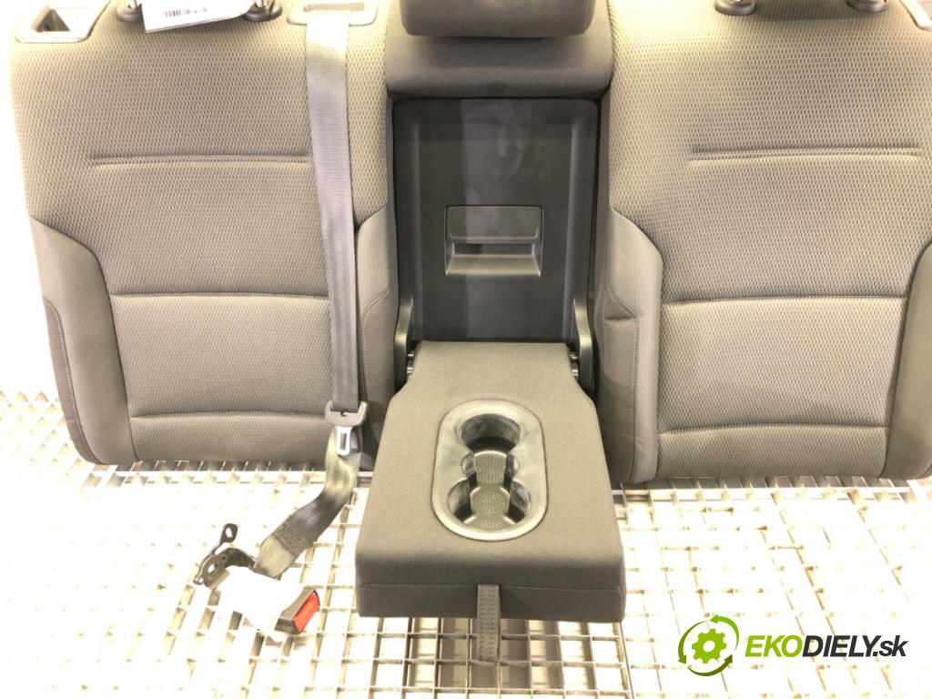VW GOLF VII (5G1, BQ1, BE1, BE2) 2012 - 2022    1.8 TSI 125 kW [170 KM] benzyna 2013 - 2022  Sedadlo druhý rad
