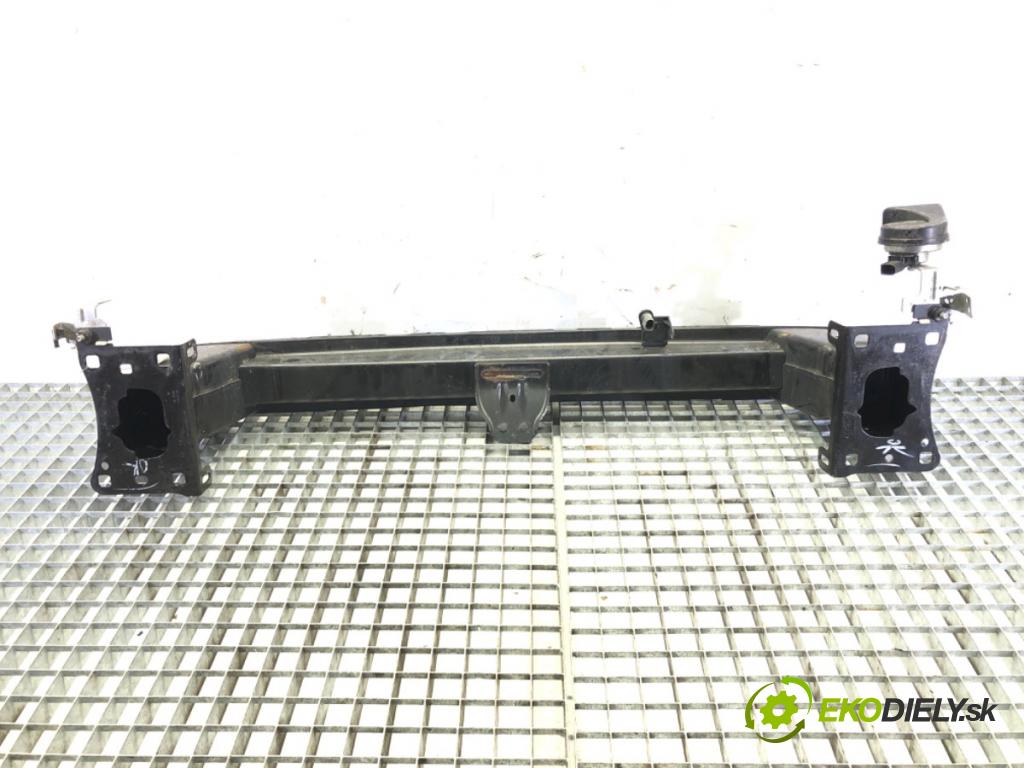 VW GOLF VII (5G1, BQ1, BE1, BE2) 2012 - 2022    1.8 TSI 125 kW [170 KM] benzyna 2013 - 2022  výztuha nárazníka přední část  (Výztuhy přední)