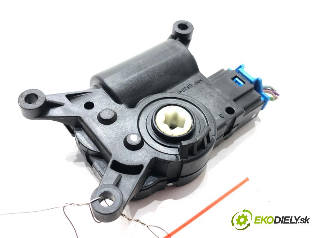 VW GOLF VII (5G1, BQ1, BE1, BE2) 2012 - 2022    1.8 TSI 125 kW [170 KM] benzyna 2013 - 2022  Motor kúrenia 5Q0907511L