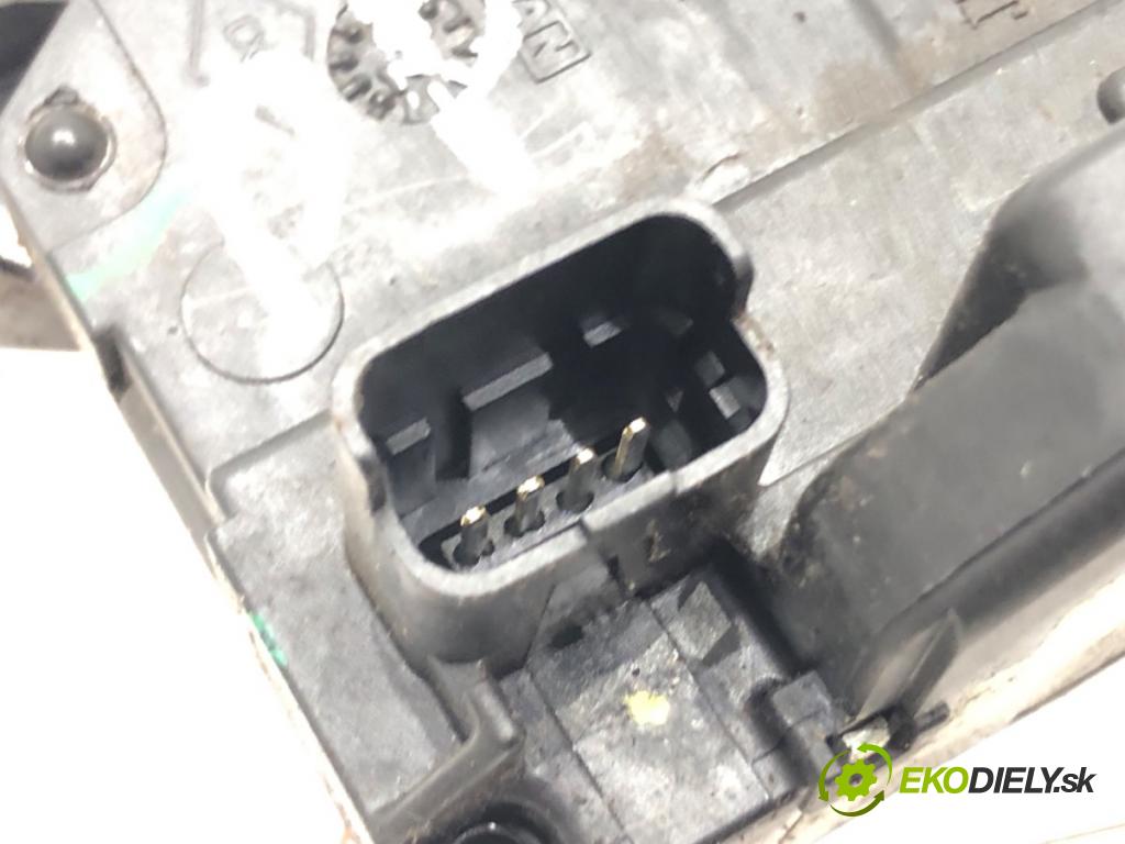 RENAULT MEGANE III Hatchback Van (BZ_) 2008 - 2015    1.5 dCi (BZ0D, BZ1G, BZ1F, BZ1M, BZ1W, BZ0R, BZ10) 81 kW [110 KM] olej napędowy 2009 - 2015  zámok dveře pravý přední část 805020001R