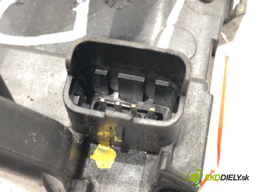RENAULT MEGANE III Hatchback Van (BZ_) 2008 - 2015    1.5 dCi (BZ0D, BZ1G, BZ1F, BZ1M, BZ1W, BZ0R, BZ10) 81 kW [110 KM] olej napędowy 2009 - 2015  zámok dveře levý přední část 805030001R