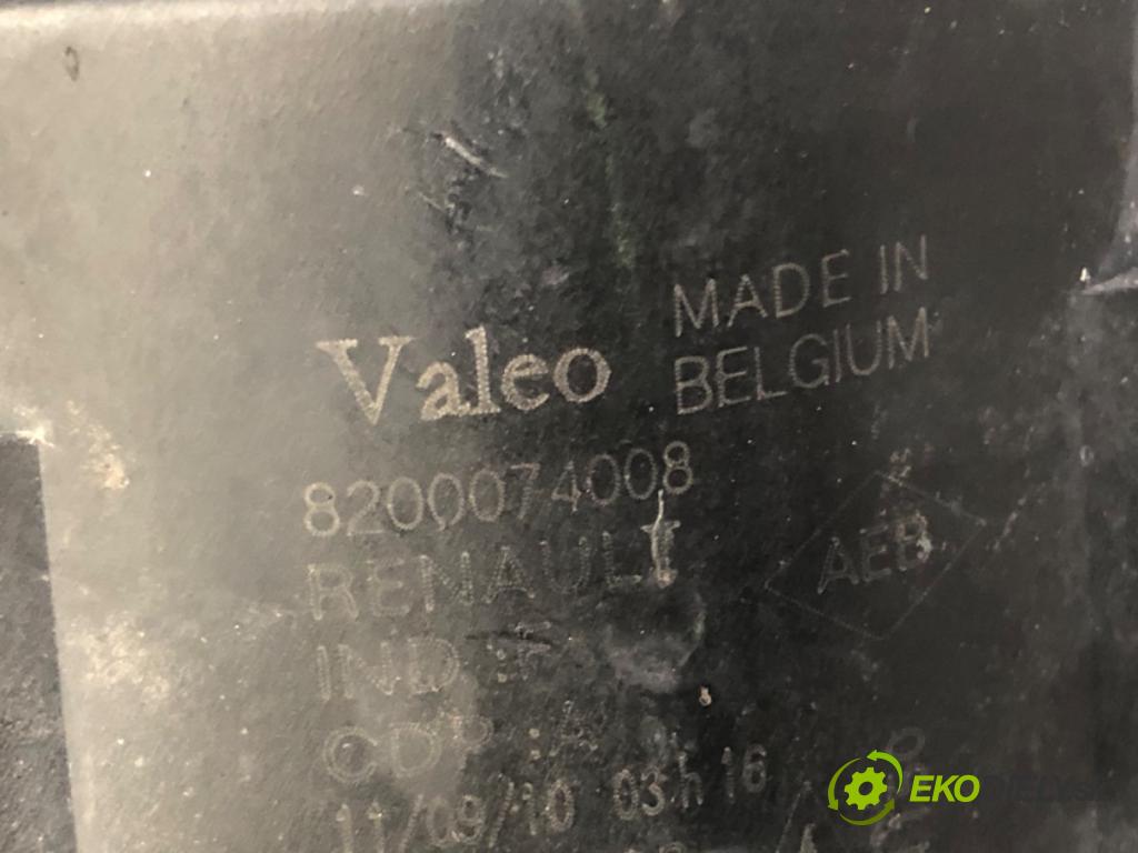 RENAULT MEGANE III Hatchback Van (BZ_) 2008 - 2015    1.5 dCi (BZ0D, BZ1G, BZ1F, BZ1M, BZ1W, BZ0R, BZ10) 81 kW [110 KM] olej napędowy 2009 - 2015  hmlové svetlo, hmlovka pravý přední část 8200074008