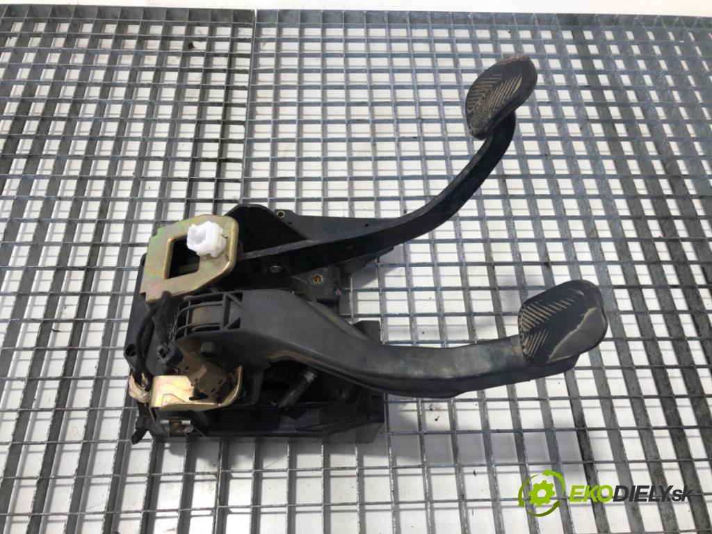 FIAT DUCATO Autobus (244_) 2002 - 2022    2.0 JTD 62 kW [84 KM] olej napędowy 2002 - 2022  PEDÁL:  (Pedále)