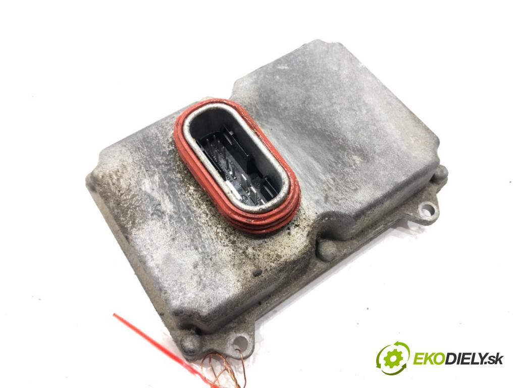 MERCEDES-BENZ KLASA E (W211) 2002 - 2009    E 270 CDI (211.016) 130 kW [177 KM] olej napędowy 2002 - 2008  Menič XENON A0028202426 (Riadiace jednotky xenónu)