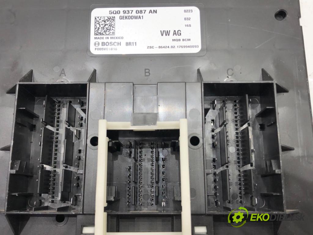 VW GOLF VII (5G1, BQ1, BE1, BE2) 2012 - 2022    1.8 TSI 125 kW [170 KM] benzyna 2013 - 2022  Modul BCM 5Q0937087AN (Ostatné)