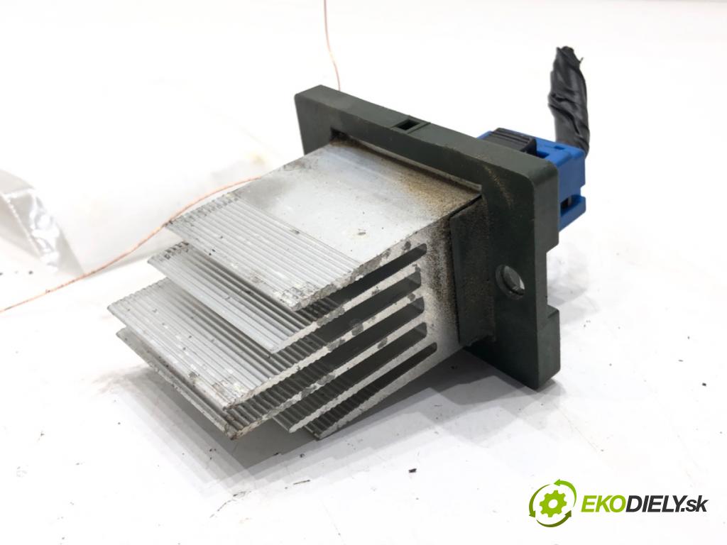 HYUNDAI ELANTRA VI sedan (AD, ADA) 2015 - 2022    1.6 94 kW [128 KM] benzyna 2016 - 2022  Odpor, rezistor kúrenia vzduchu  (Odpory (rezistory) kúrenia)