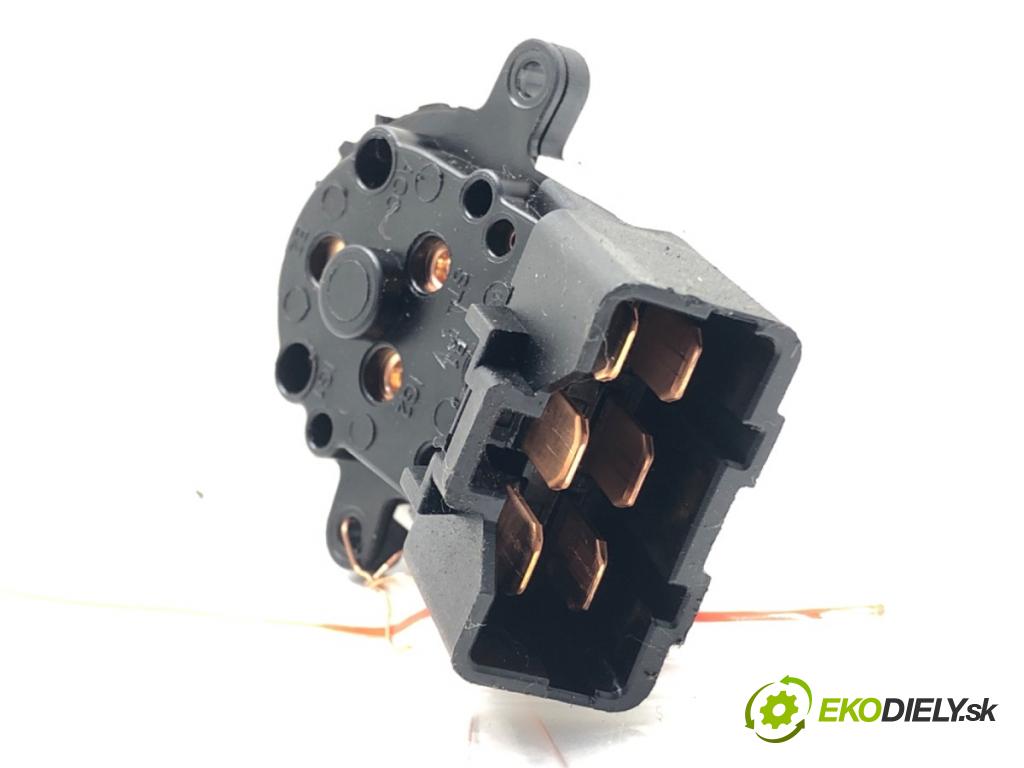 HYUNDAI ELANTRA VI sedan (AD, ADA) 2015 - 2022    1.6 94 kW [128 KM] benzyna 2016 - 2022  Kocka, vložka spínacej skrinky  (Spínacie skrinky a kľúče)