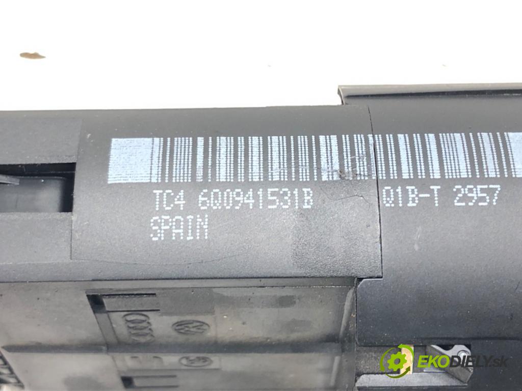 VW POLO (9N_, 9A_) 2001 - 2014    1.4 TDI 51 kW [70 KM] olej napędowy 2005 - 2009  spínač světel 6Q0941531B