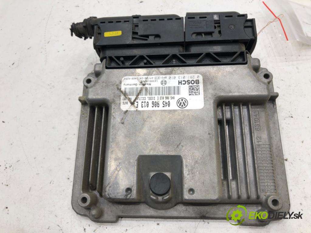 VW POLO (9N_, 9A_) 2001 - 2014    1.4 TDI 51 kW [70 KM] olej napędowy 2005 - 2009  riadiaca jednotka Motor 045906013E (Riadiace jednotky)