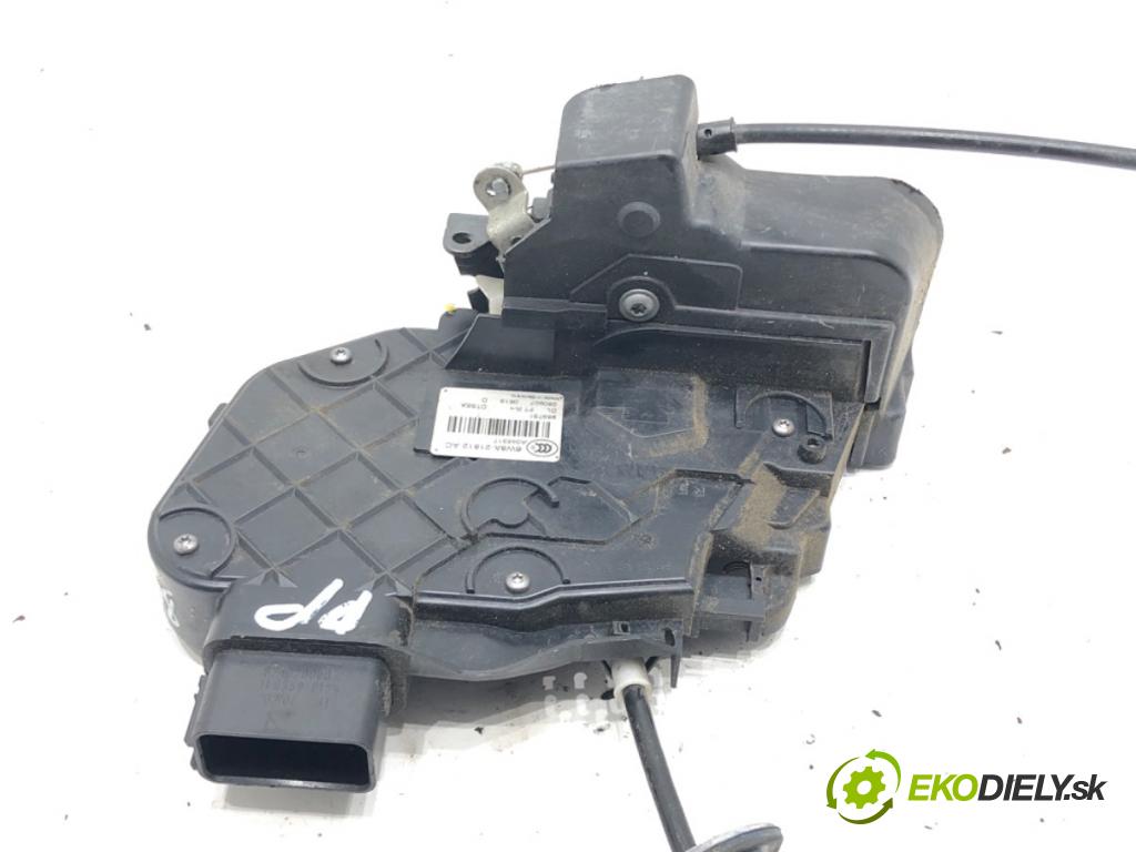 LAND ROVER FREELANDER 2 (L359) 2006 - 2015    2.2 TD4 4x4 118 kW [160 KM] olej napędowy 2006 - 2014  zámok dveře pravý přední část 6W8A-21812-AC